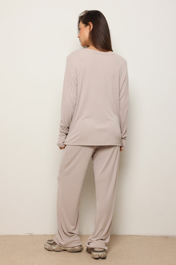 חליפת מודאל כפפה