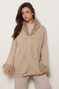 ג'קט סריג בשילוב פרווה