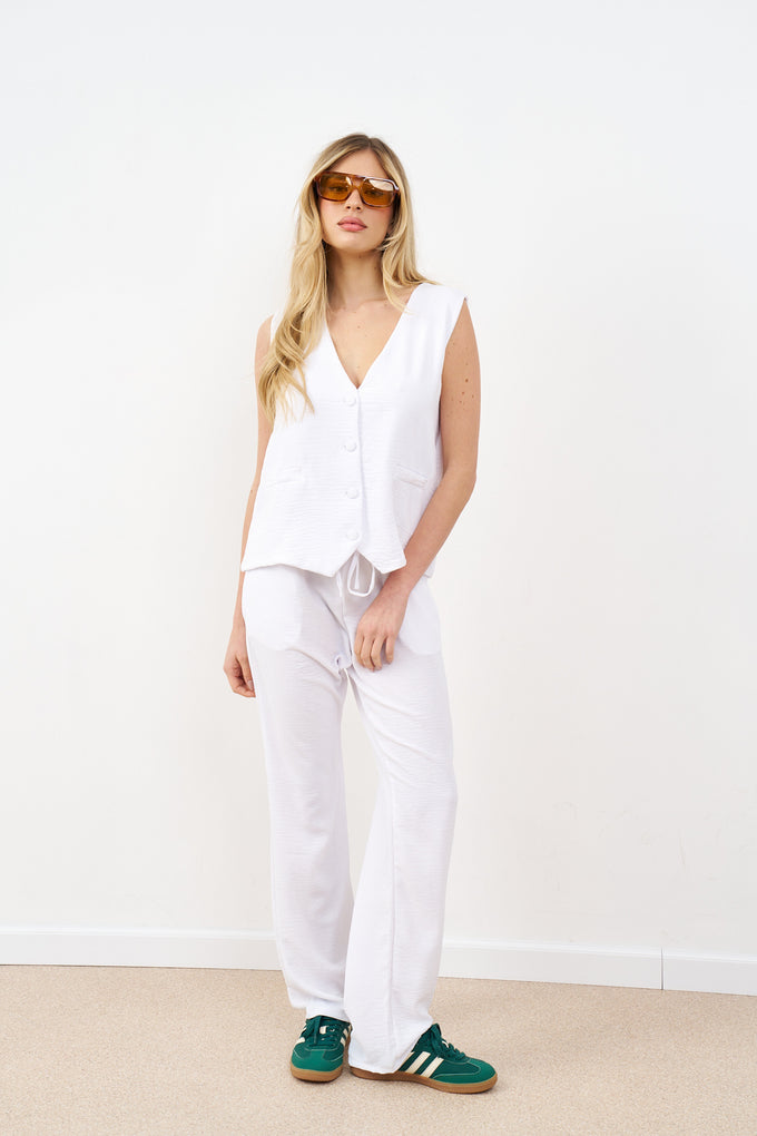 חליפת ווסט לורי