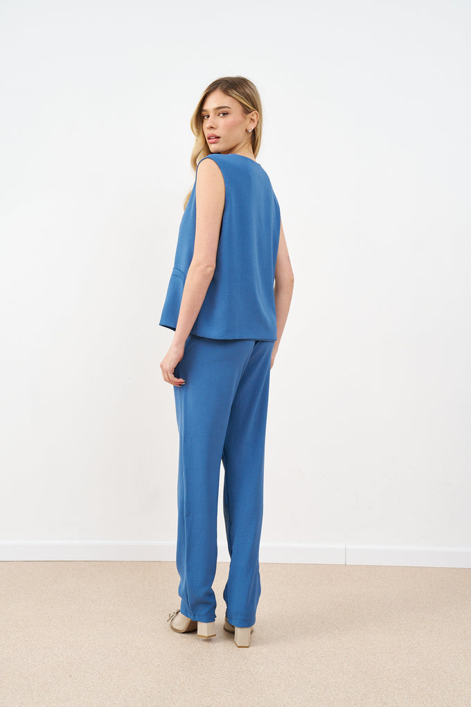 חליפת ווסט לורי