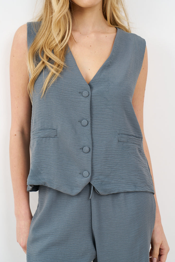 חליפת ווסט לורי