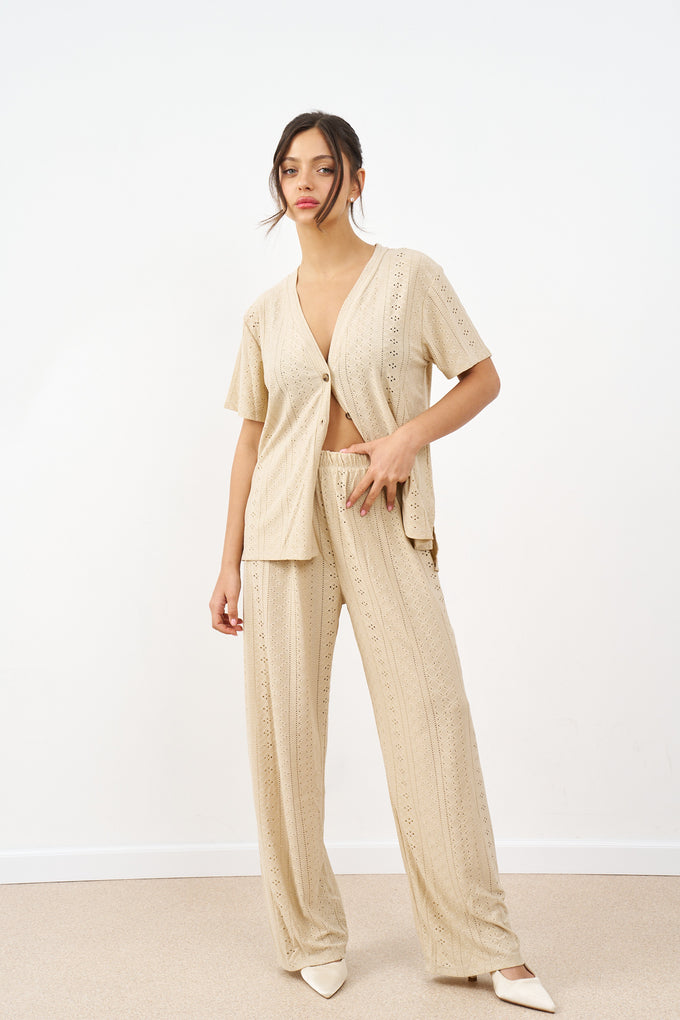 חליפת יולי קרושה