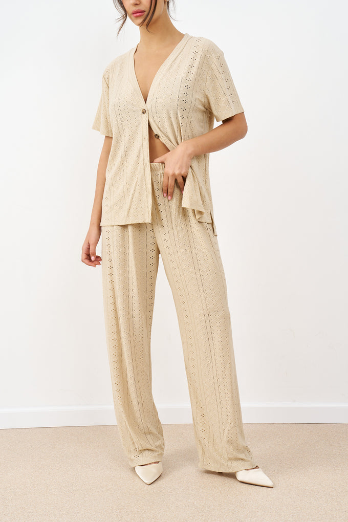 חליפת יולי קרושה