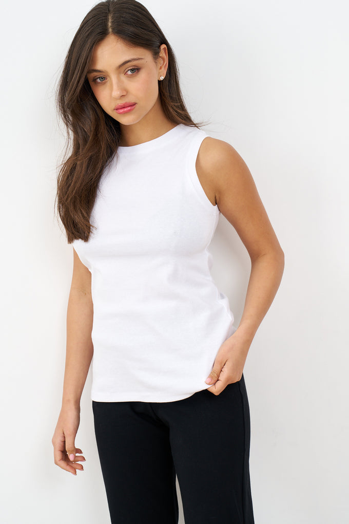 גופיית פיינריב לוסי