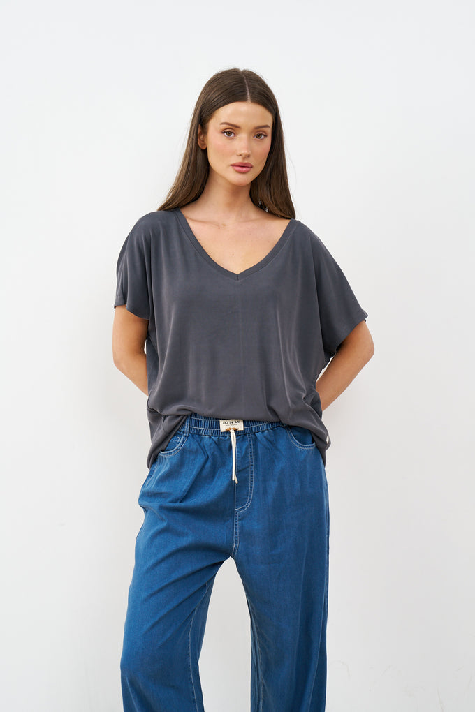 טוניקת וי מודאל