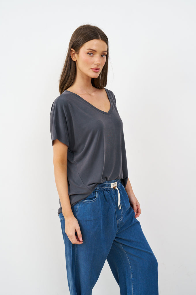 טוניקת וי מודאל