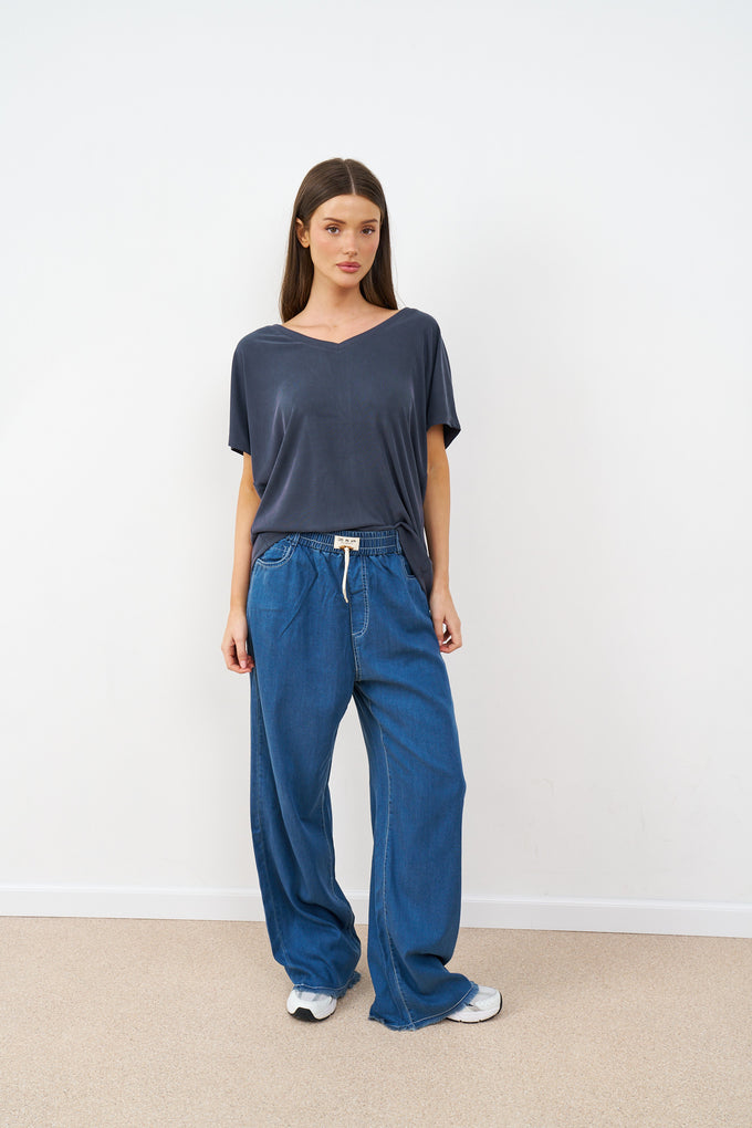 טוניקת וי מודאל