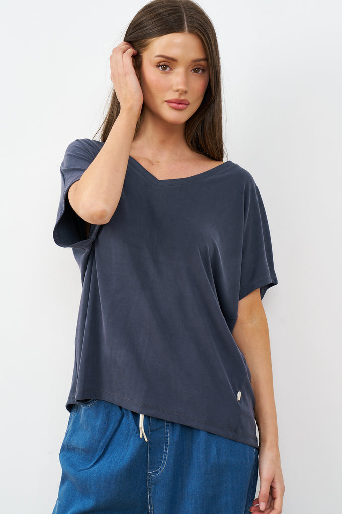 טוניקת וי מודאל