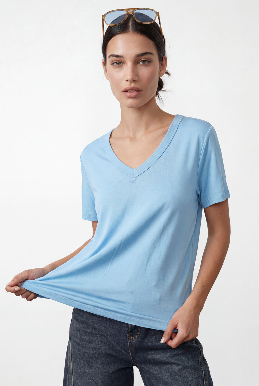 חולצת וי סימפוניה ש. קצר