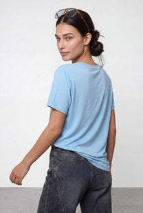 חולצת וי סימפוניה ש. קצר