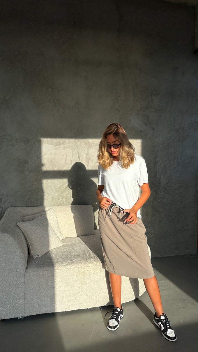 חצאית כיסים שרוך