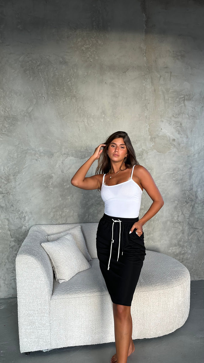 חצאית כיסים שרוך